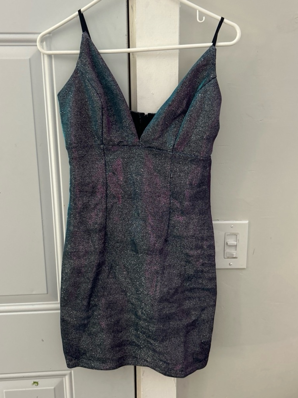 Shimmery Iridescent V-Neck Bodycon Dress - Black/Purple/Teal